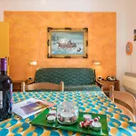 App Ciliegio Casa Demonti アパート ティニャーレ