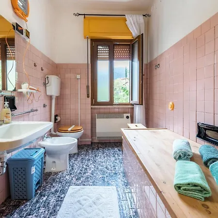 Daire App Ciliegio Casa Demonti Tignale